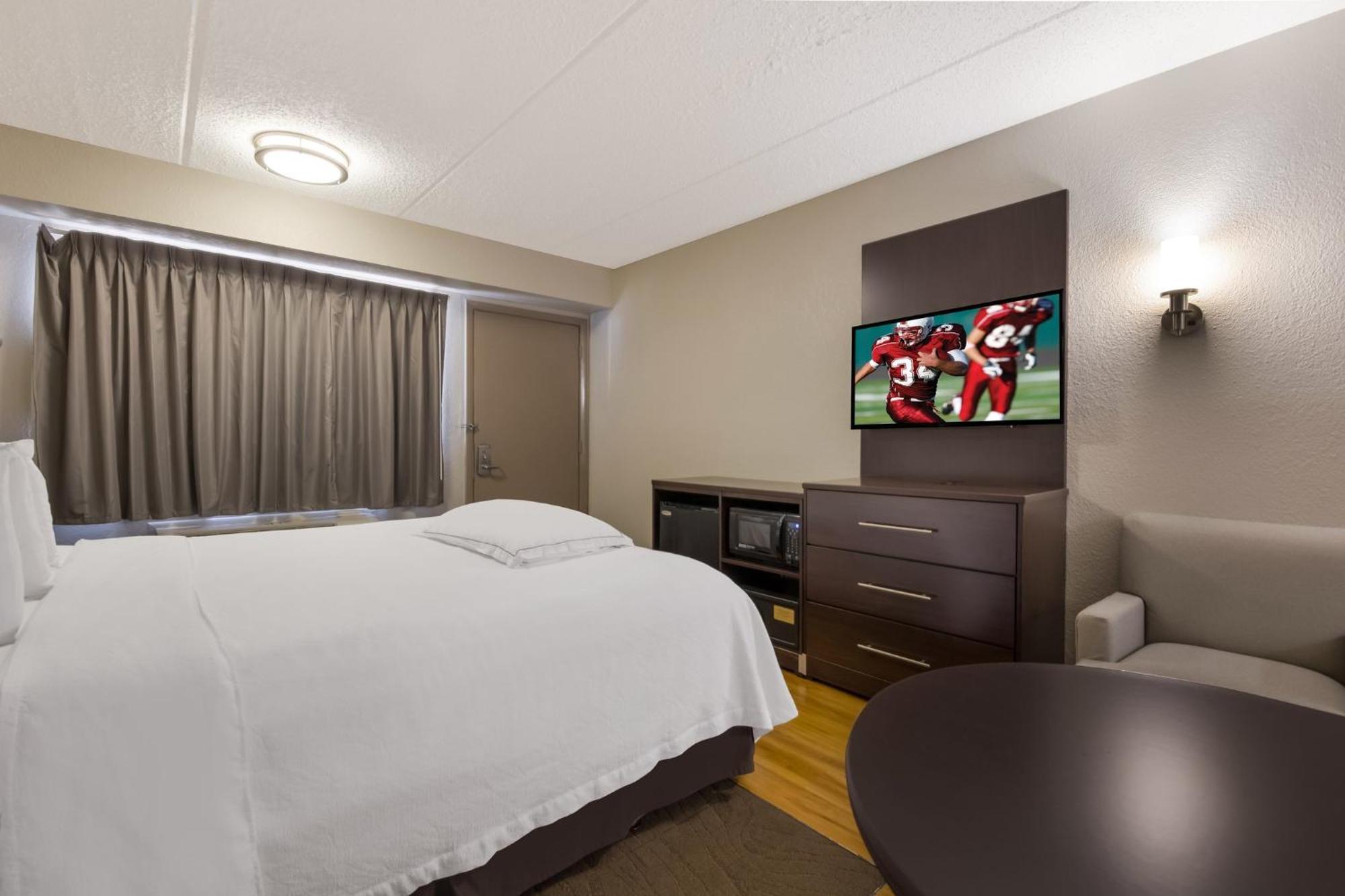 Red Roof Inn Plus+ Nashville Airport Екстер'єр фото