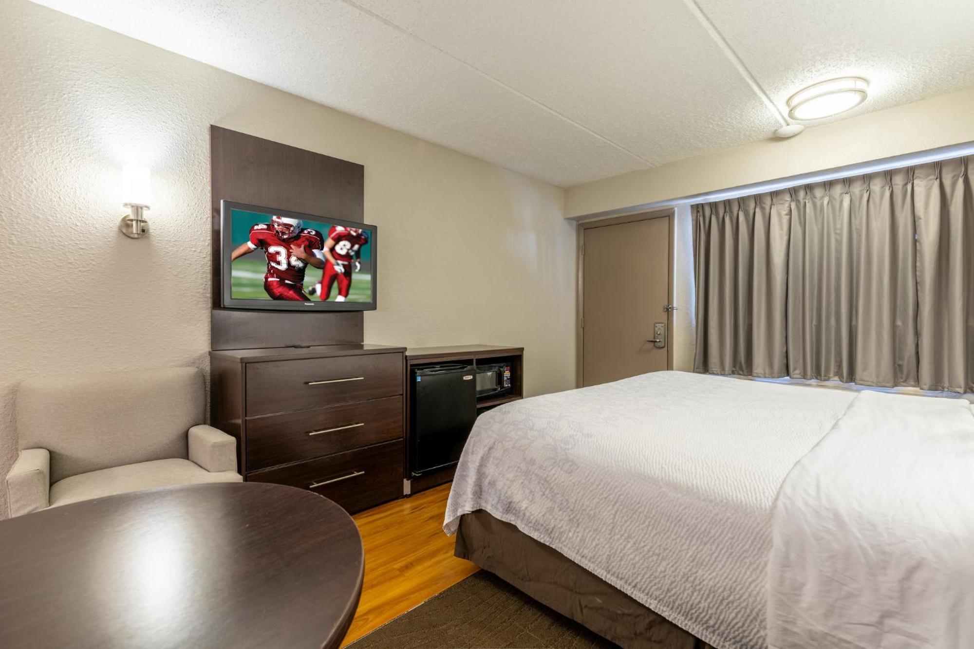 Red Roof Inn Plus+ Nashville Airport Екстер'єр фото