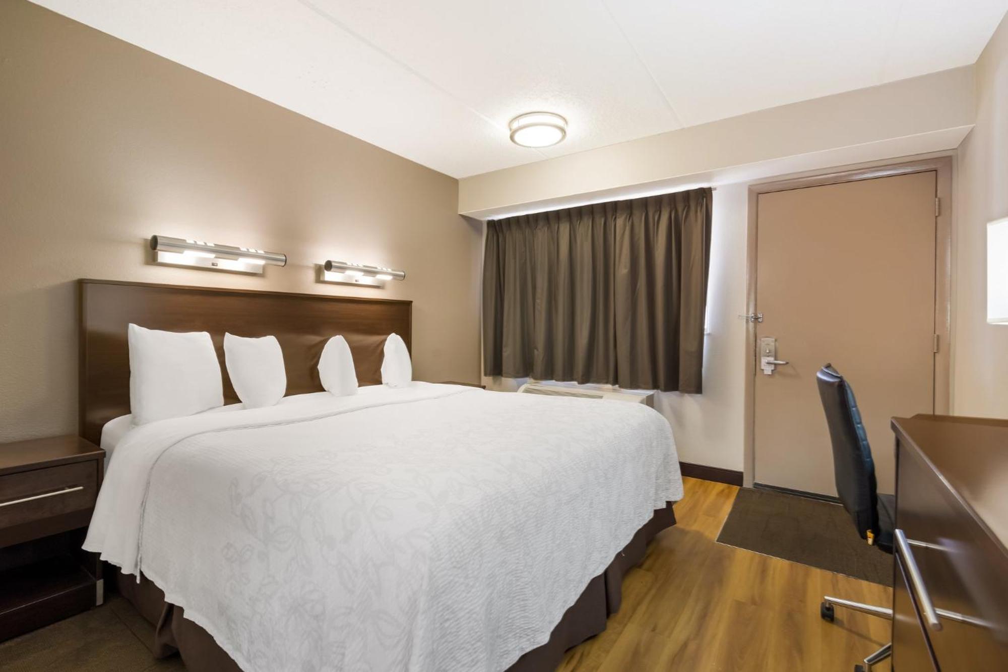 Red Roof Inn Plus+ Nashville Airport Екстер'єр фото
