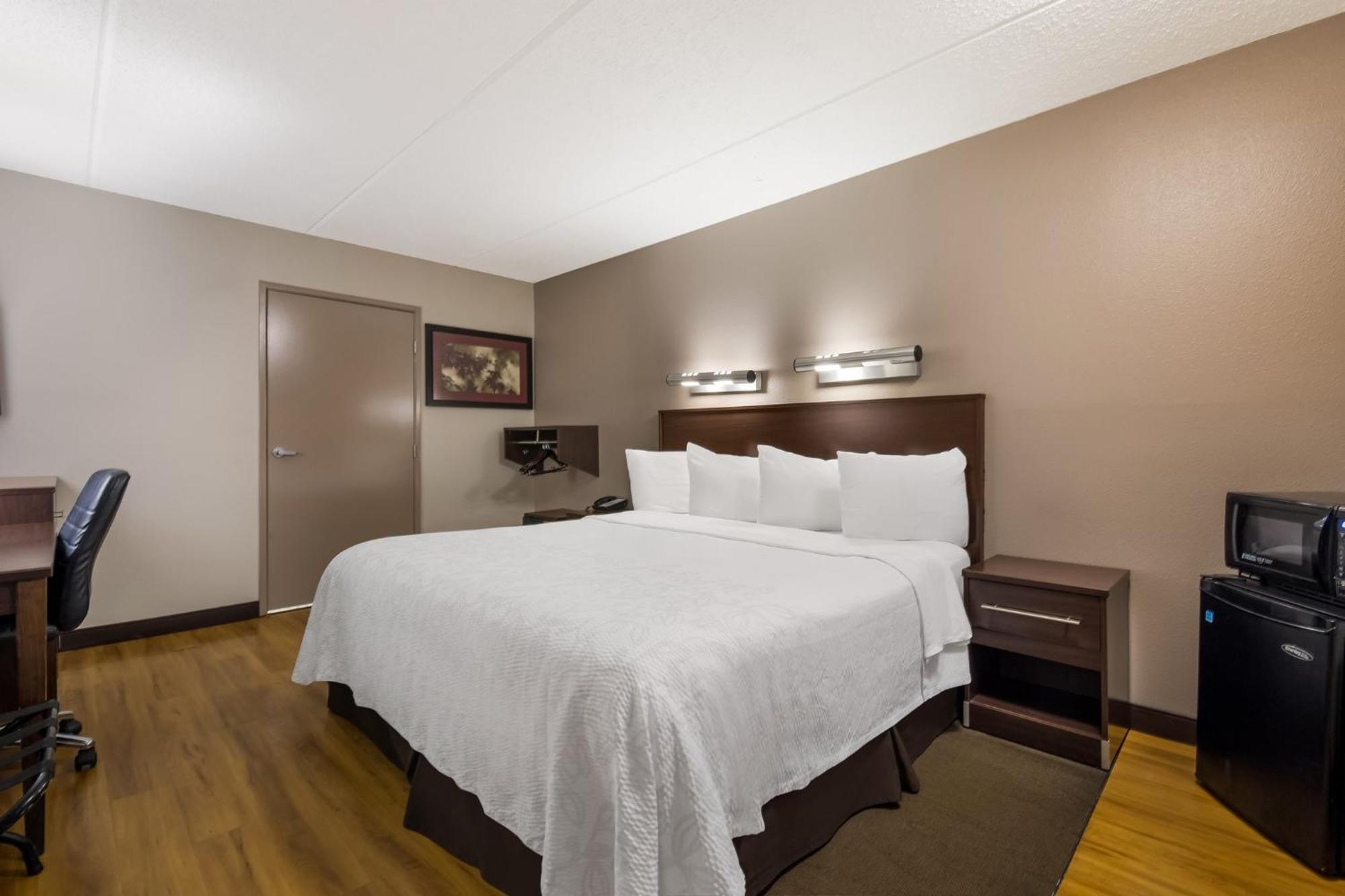 Red Roof Inn Plus+ Nashville Airport Екстер'єр фото