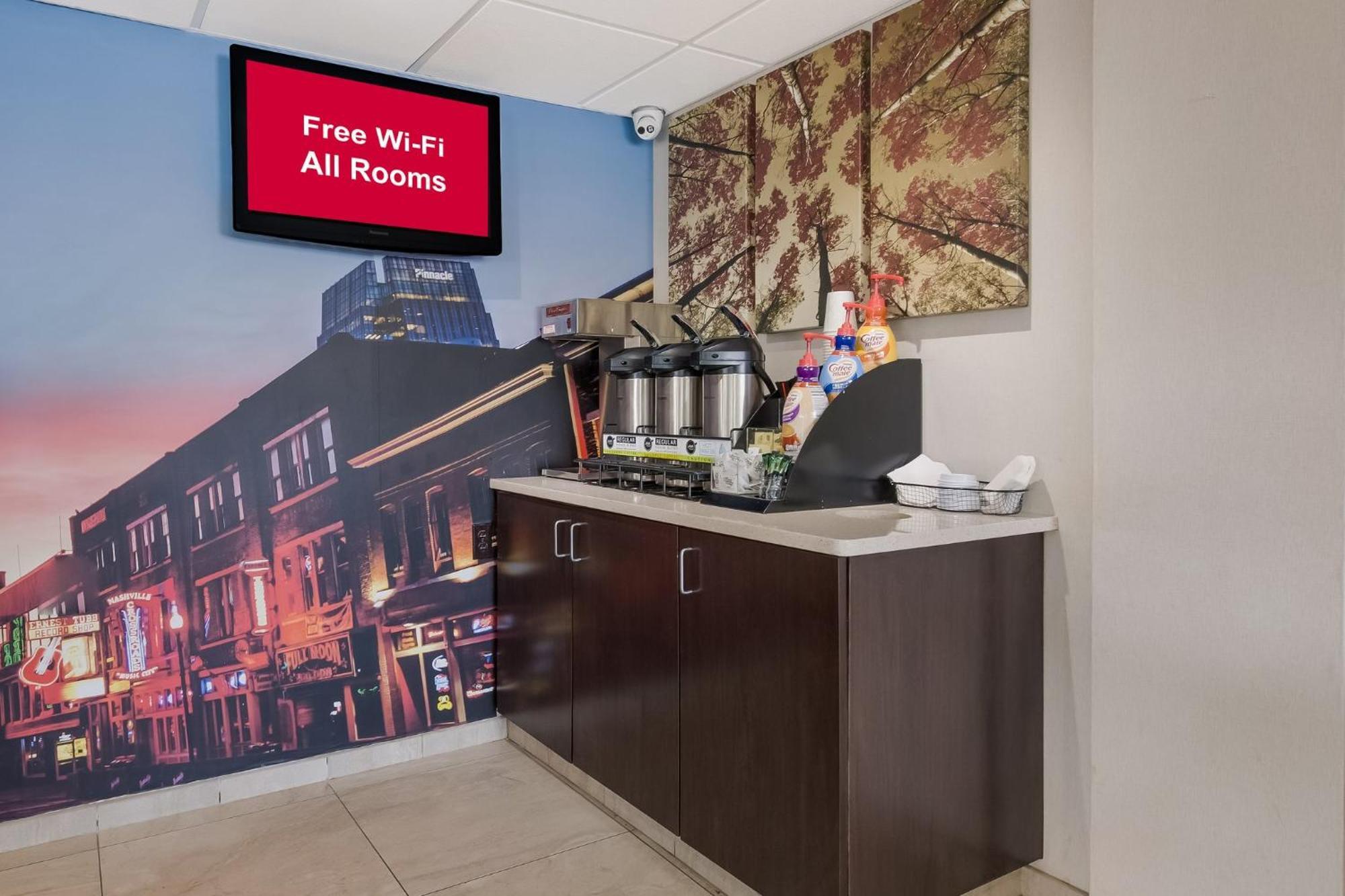 Red Roof Inn Plus+ Nashville Airport Екстер'єр фото