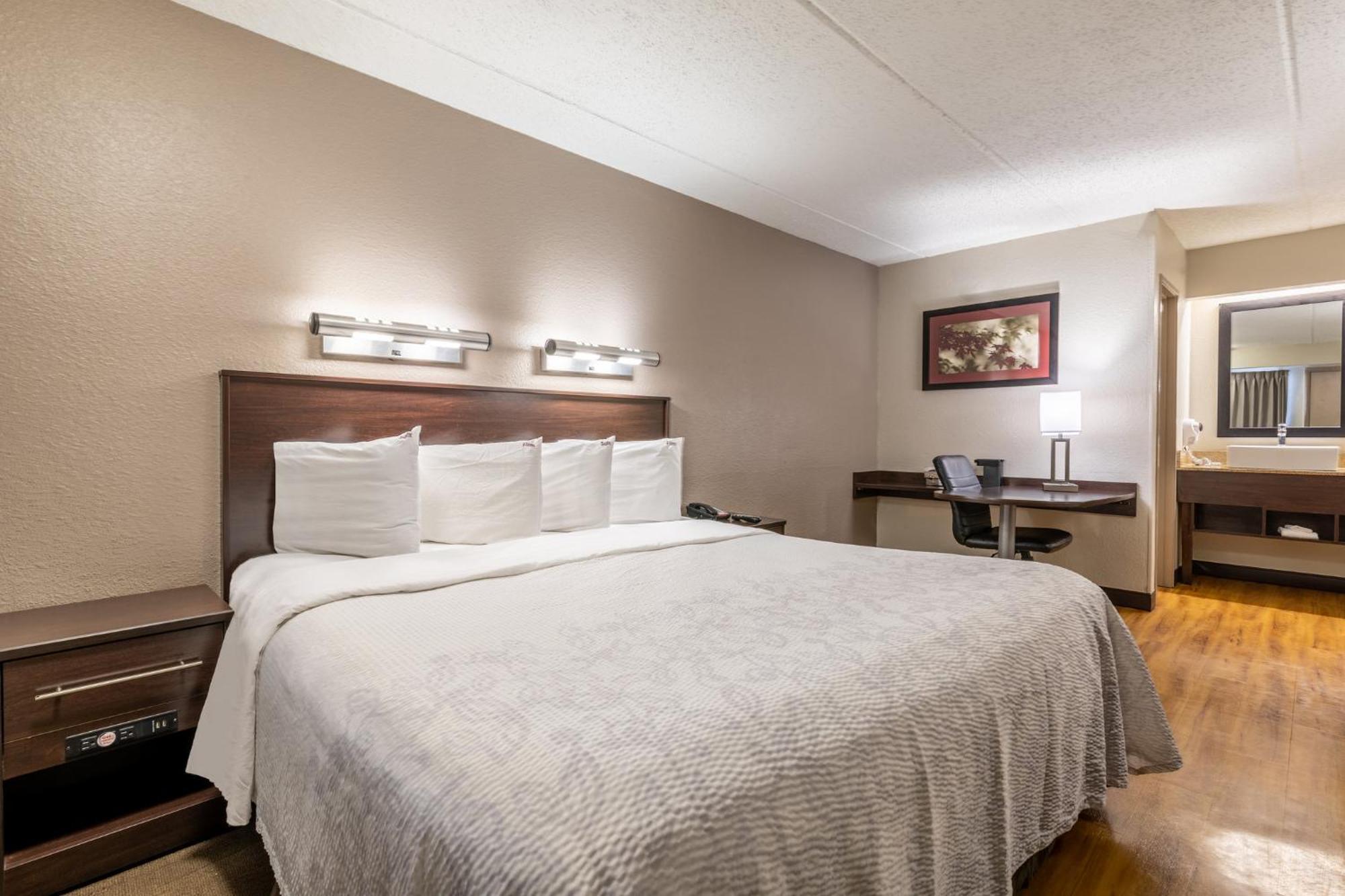 Red Roof Inn Plus+ Nashville Airport Екстер'єр фото
