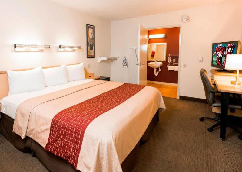 Red Roof Inn Plus+ Nashville Airport Екстер'єр фото