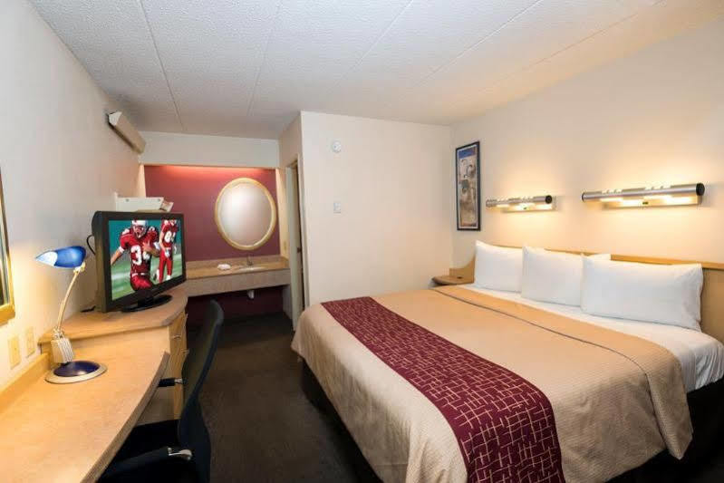 Red Roof Inn Plus+ Nashville Airport Екстер'єр фото